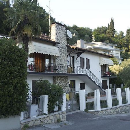 Guest House Villa De Ros Salò Eksteriør bilde
